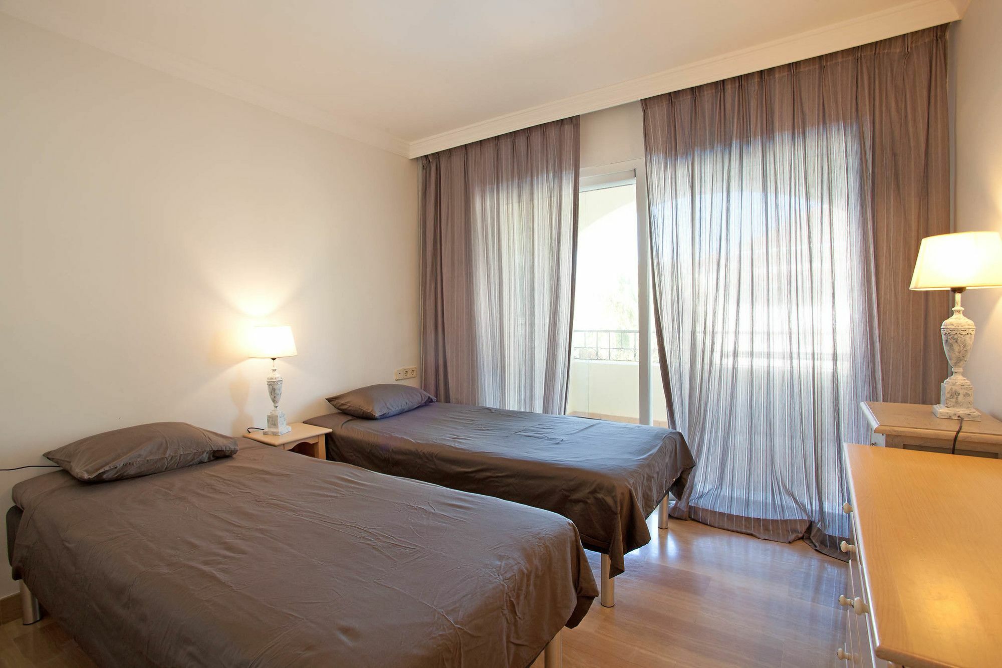 Luxury Elviria,