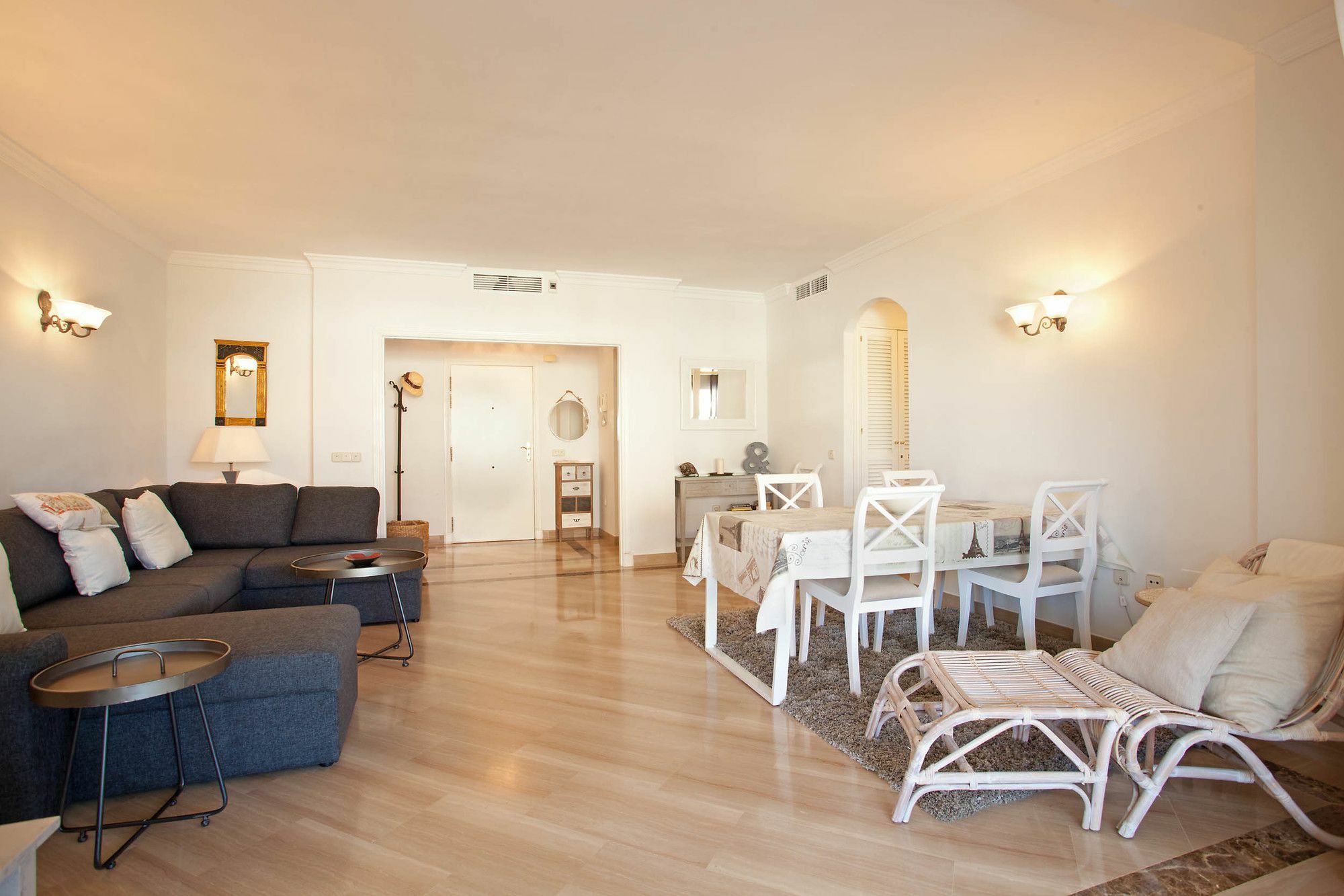 Luxury Elviria, Appartement *